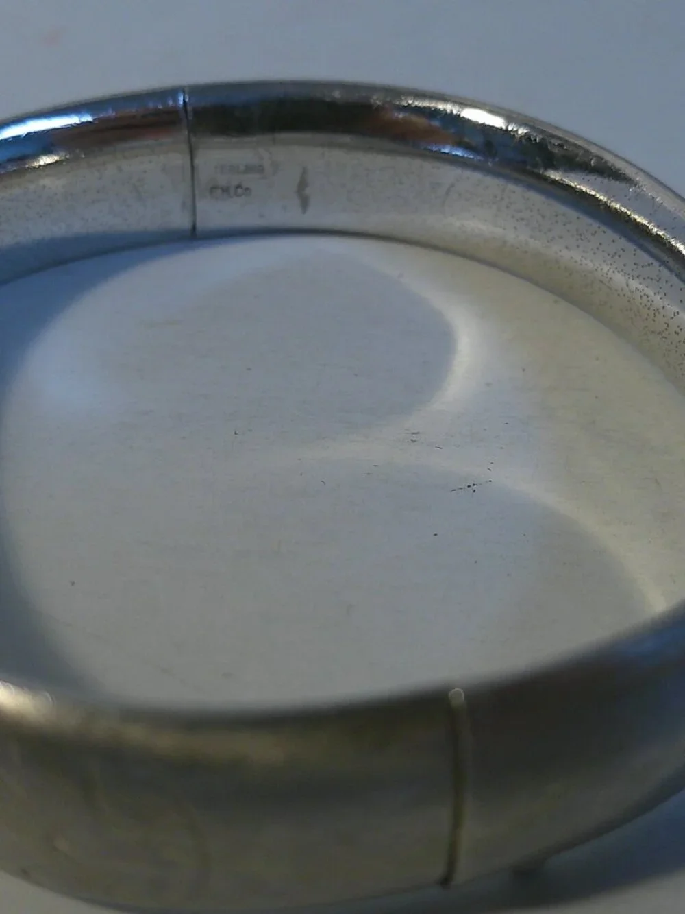 Vintage Sterling Silver Hinged Bangle Bracelet Etched Floral - SB6 D3